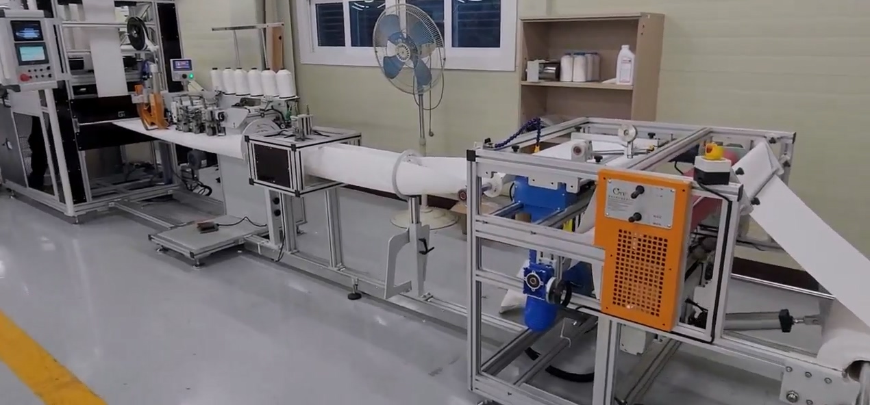 Star Machine, Filtre Torbası Üretmek ve Verimliliği Artırmak İçin Otomatik Dikiş Makinelerini Kullanıyor