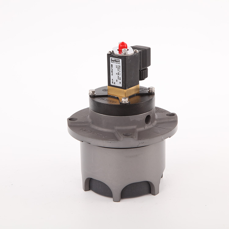 Kompakt piston darbesi valfi